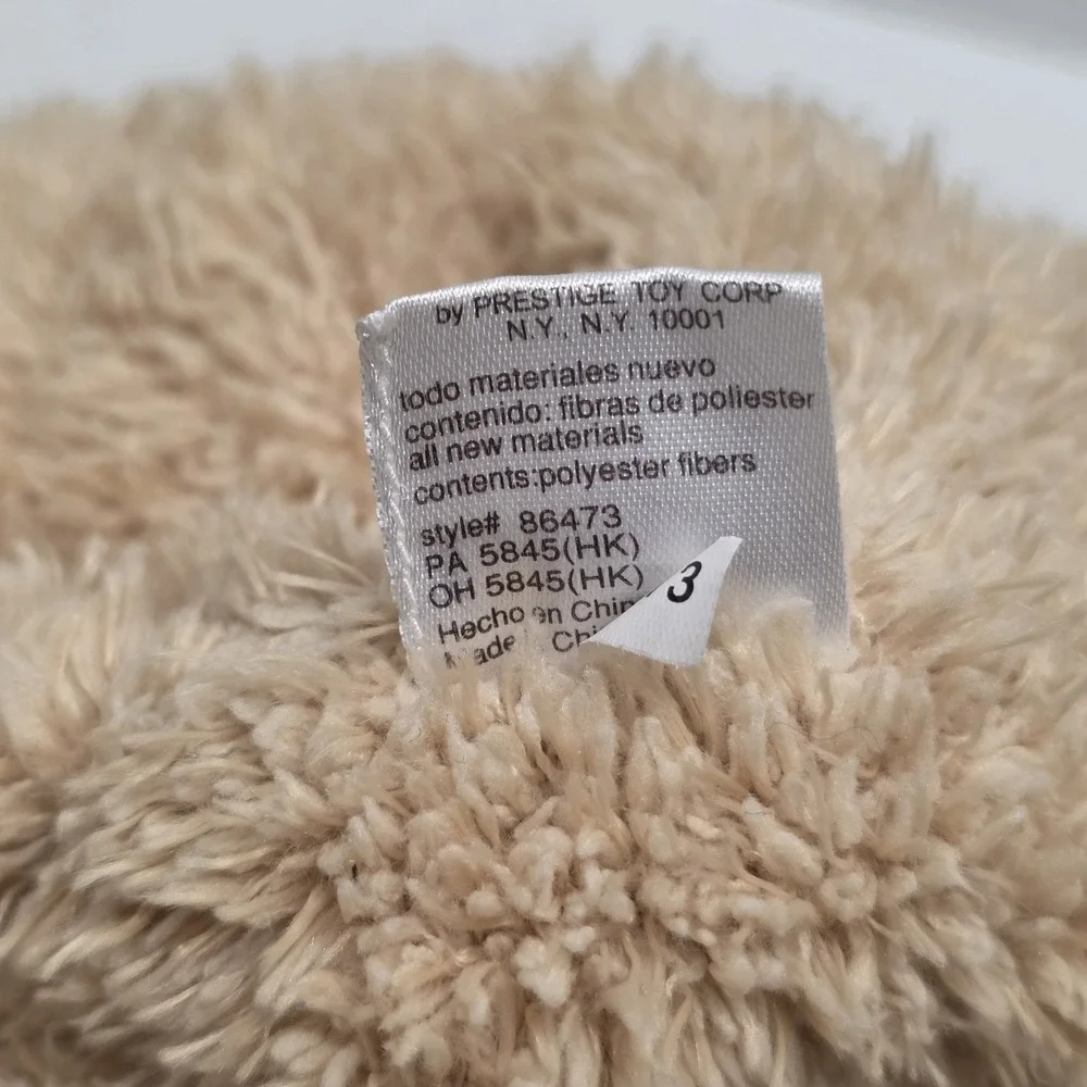 Child of Mine Carter's Teddy Bear Crib Pull Musical Plush Baby Hugs Bow